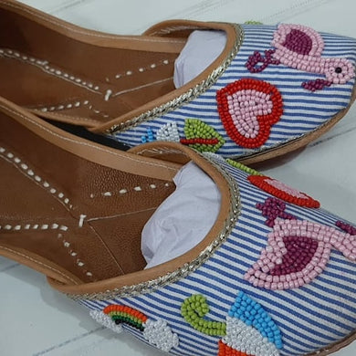 Blue and White Striped Punjabi Juttis with Clip Arts made of Pearls